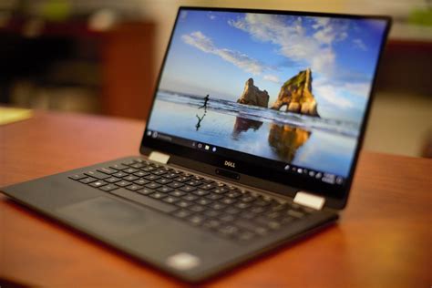 Empty Computer Shop 的图像结果