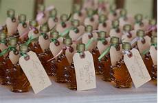 Place Cards Ideas For Weddings by 11 Creative Rustic Wedding Place Card Ideas Vermont Weddings Place Cards Ideas For Weddings