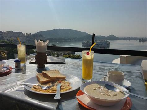 HOTEL LAKE STAR BISTRO (Udaipur, Rajasthan) - Hotel Reviews, Photos ...
