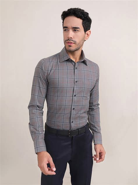 Regular Fit Formal Shirts For Men Perfectly Handfinished Collar & Cuff