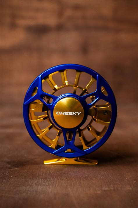 NEW "2024" - Cheeky Spray 400 7w-9w Fly Fishing Reel