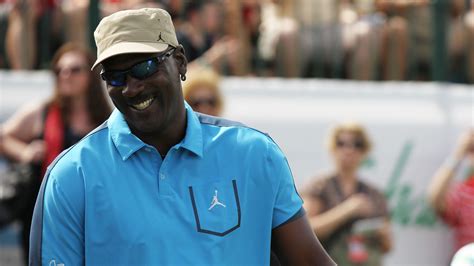 LOOK: UNC men's golf team meets Michael Jordan at Grove XXIII