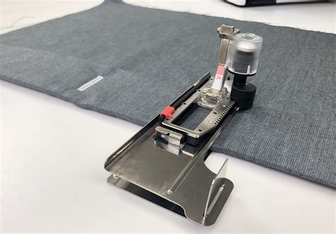 Bernina Buttonhole Tutorial 的图像结果