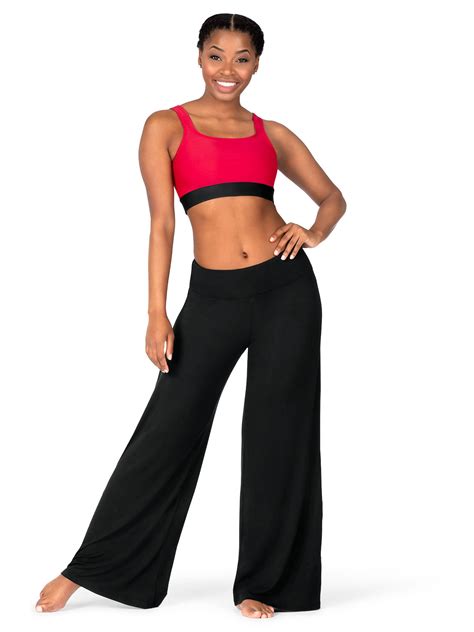 Loose Tank Top Dance 的图像结果