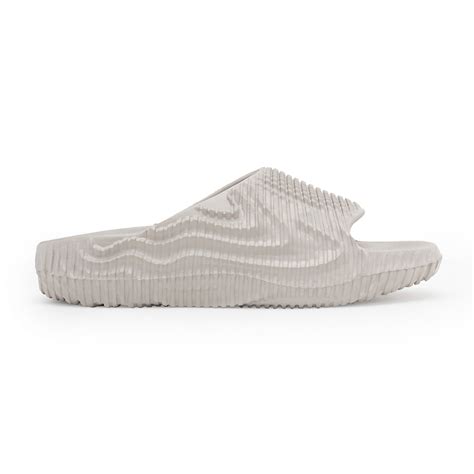 casual sliders for men refined round toe shape with a relaxing slip on ...