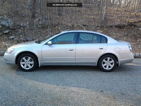 2004 Nissan Altima S Sedan 4 - Door 2. 5l