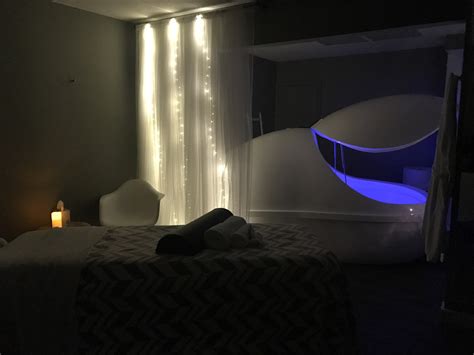 Knead2Float - Float Tank Location in Indianapolis, Indiana