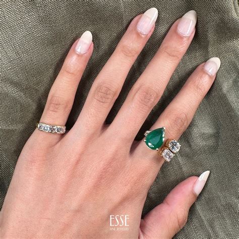 Three Stone Ring – ESSE FINE