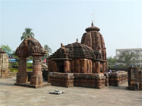 Odisha Style, Bhubaneswar: Mukteshwar Temple | Sarson ke Khet