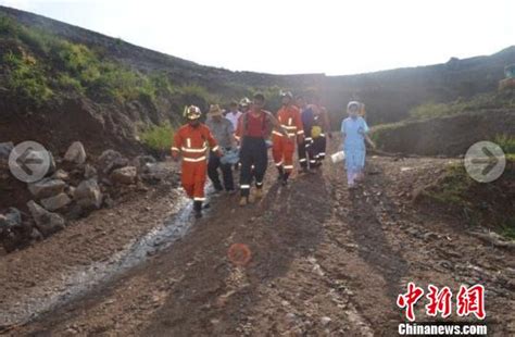 浙江北仑一景区山顶游客躲雨遭雷击 造成1死16伤