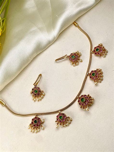 Premium Gold Emerald Ruby cute Flower Necklace – Mannat Jewelz