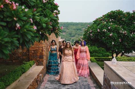 20+ Top Places to Rent Wedding Dresses in Delhi NCR