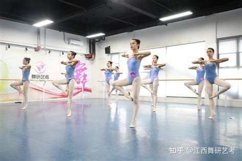 为什么越来越多的普高生参加舞蹈艺考 艺考舞蹈有什么好处?_2023舞蹈艺考最新资讯-舞蹈艺考培训就在舞研艺考！