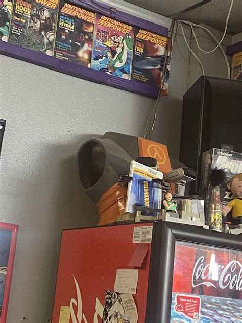 Local Game Store 的图像结果