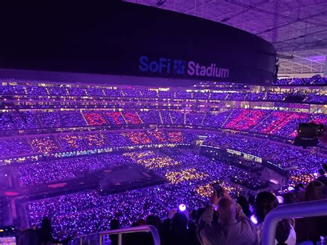 How Many Seats Does Sofi Stadium Have