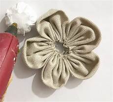 fiori in tessuto tutorial come fare i fiori di stoffa shabby tutorial nellessenziale fiori in tessuto tutorial come fare i fiori di stoffa shabby tutorial nellessenziale