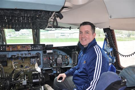 Indiana Pacers staff tours 445th AW C-5 Galaxy > 445th Airlift Wing ...