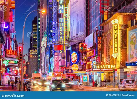 42nd Street New York City editorial image. Image of sightseeing - 80673020