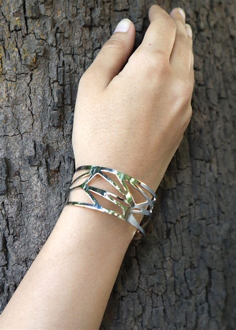Get Patterned Silver Cuff Bracelet at ₹ 515 | LBB Shop