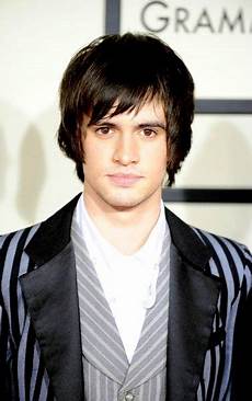 How To Style Hair Like Brendon Urie by Brendon Urie Hairstyle Hairstyles Hair Styles How To Style Hair Like Brendon Urie