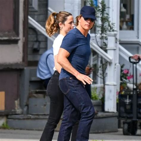 Build Strong & Healthy Relationships - Manifest Magazine