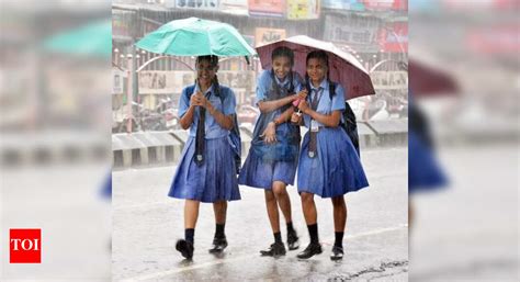 Heavy showers hit attendance in schools | Ranchi News - Times of India