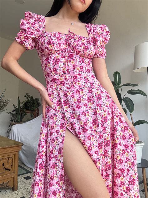 Tallulah Pink Floral Print Puff Sleeves Midi Sundress – SELCOUTH