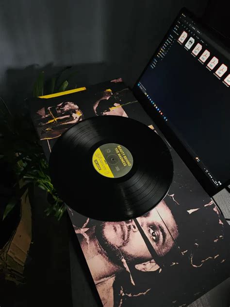 VINYL RECORDS - Escape Your Routine | Reawaken Theory at Toastd
