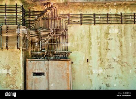 Old Electricity 的图像结果