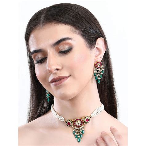 Buy Auraa Trends 22Kt Gold Plated Kundan Red and Green Choker Necklace ...