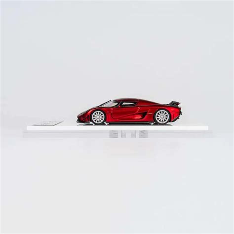 (TPC644904) TPC - Koenigsegg Regera Candy Red – 303 Exclusive Diecasts