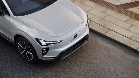 Volvo EX60 och EX60 Cross Country | Mellanstor och helt elektrisk SUV ...