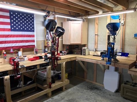 Homemade Portable Reloading Bench with Safe 的图像结果