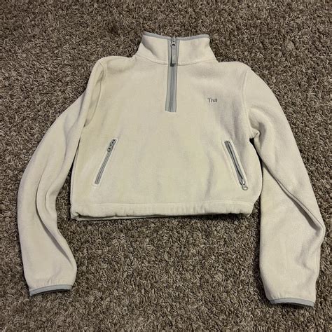 TNA Aritzia fleece cropped quarter zip sweater Worn... - Depop