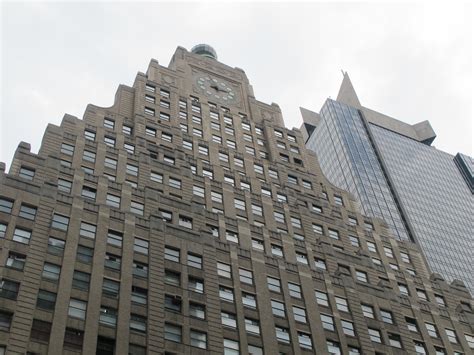 Paramount Building Entrance, 1501 Broadway, Moving Because of Times ...