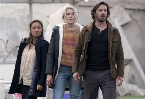La Brea Season 2: Eoin Macken on How it Differs From Season 1