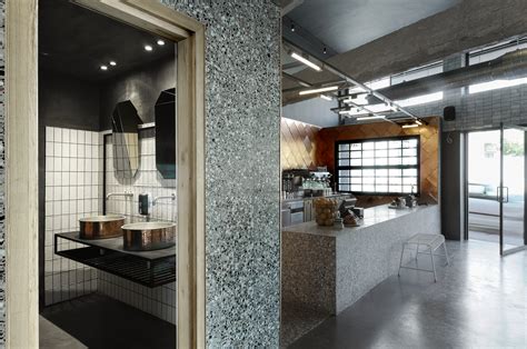 Gallery of Black Drop Coffee Shop / ark4lab of Architecture - 17