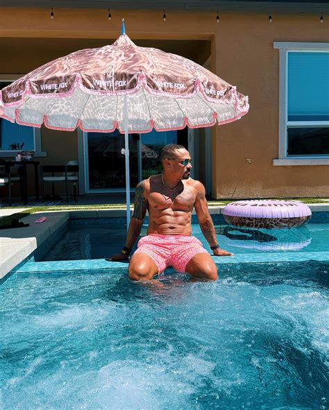 Jonathan Clark | California sunshine ☀️ | Instagram