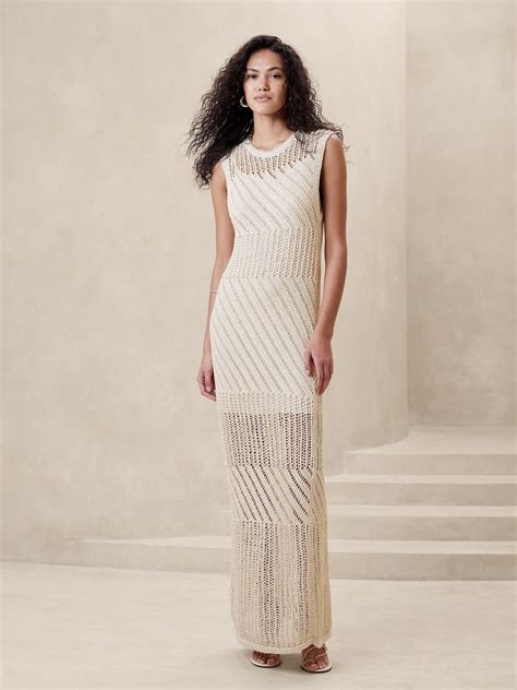 8 Banana Republic Dresses I Want To Wear All Summer Long - Brit + Co