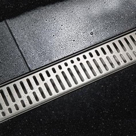 ACO SHOWER DRAIN C KANAL SA VERTIKALNOM FLANŠNOM I WAVE REŠETKOM 685 mm ...