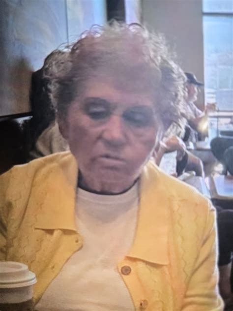 Kracl Funeral Chapels | Elisa Vergara - Schuyler, David City, Leigh