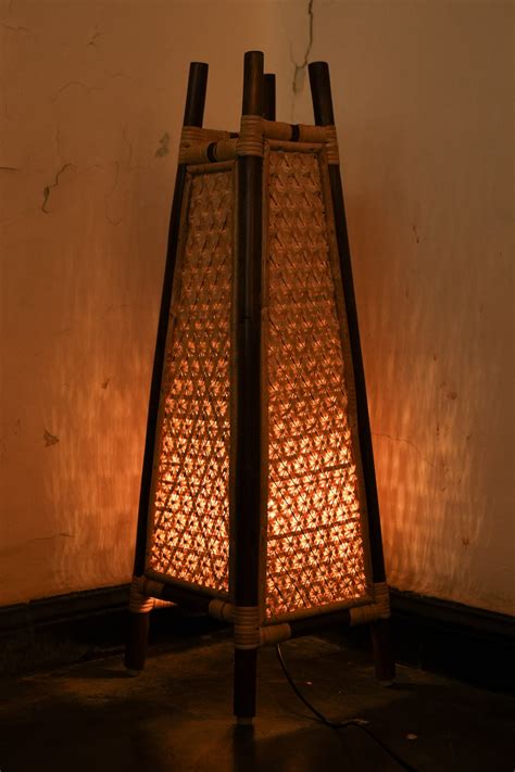 Floor Lamps – Bamboopecker