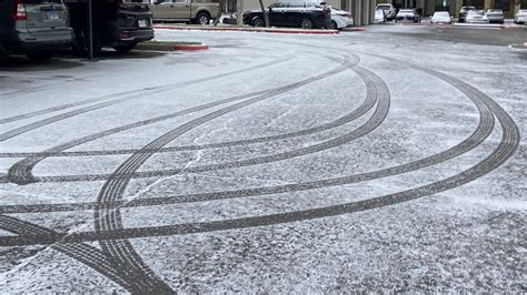 Tips for driving on icy Texas roads