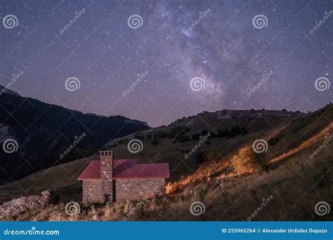 Mountain Refuge Under the Night Stars in the Pyrenees Stock Photo ...