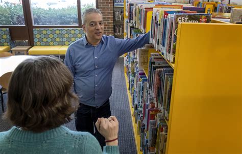 Libraries say they lose state aid under McKee’s proposed 2025 budget • Rhode Island Current