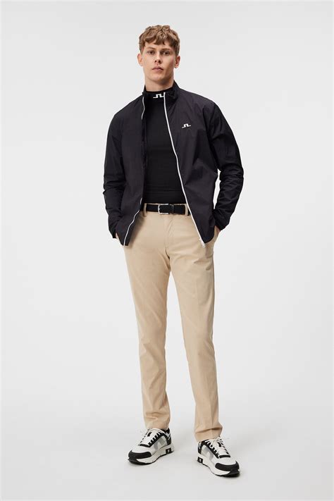 Ash Light Packable Jacket / Black – J.Lindeberg