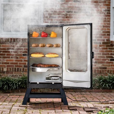 Masterbuilt Digital 40-inch 970-Sq. in Black Electric Smoker in the ...