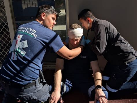 Exploring FIFO Paramedic Jobs: A Guide to Fly-In Fly-Out Paramedic Careers - International ...