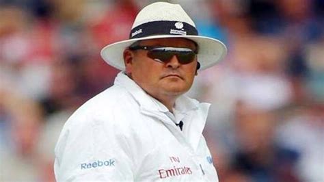 Marais Erasmus named Umpire of the Year, Misbah wins Spirit of Cricket ...