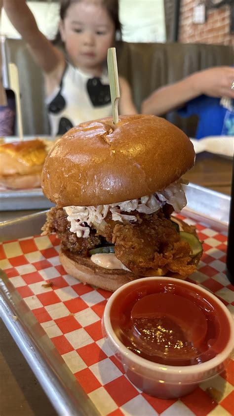 Hella Good Fried Chicken Sandwich : r/Sandwiches